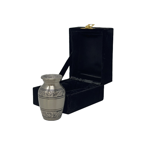 [UML B-2002K] Embossed Pewter Keepsake